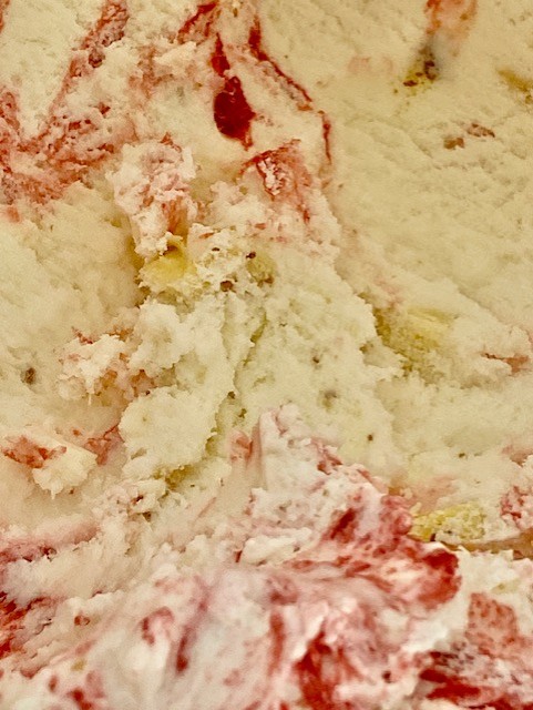 Strawberry Chessecake Ice Cream